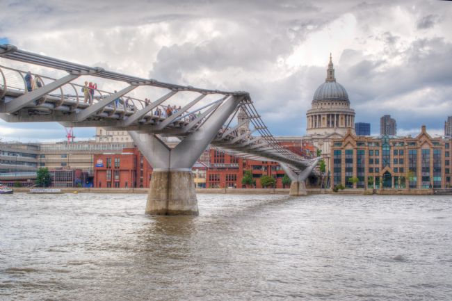 Chris Day | Millennium Bridge