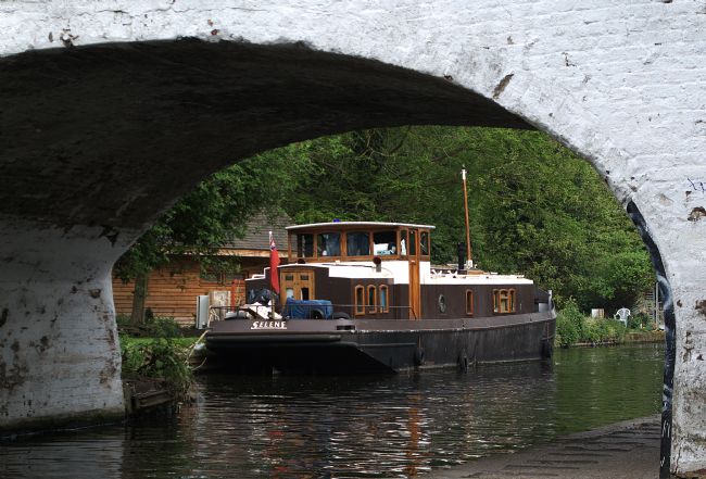 Chris Day | Houseboat