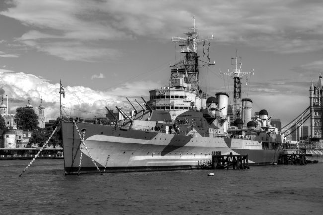 Chris Day | Hms Belfast and city skyline