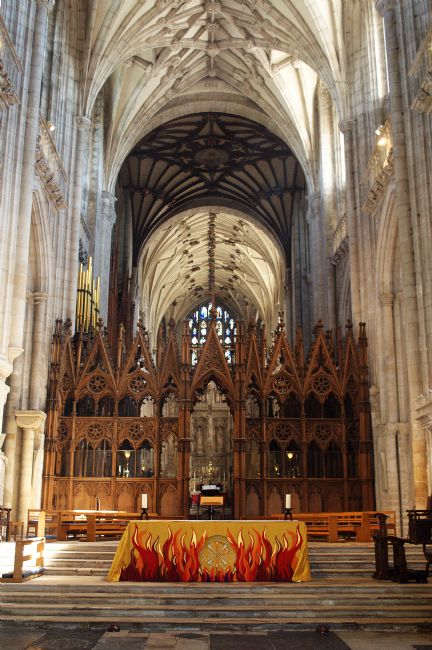 Chris Day | Winchester Cathedral Altar
