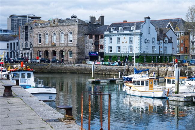 Chris Day | The Three Crowns