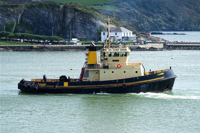 Chris Day | Tug Cannis