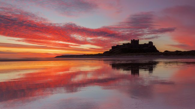 Jennifer Higgs | Sunrise Over Bamburgh Castle
