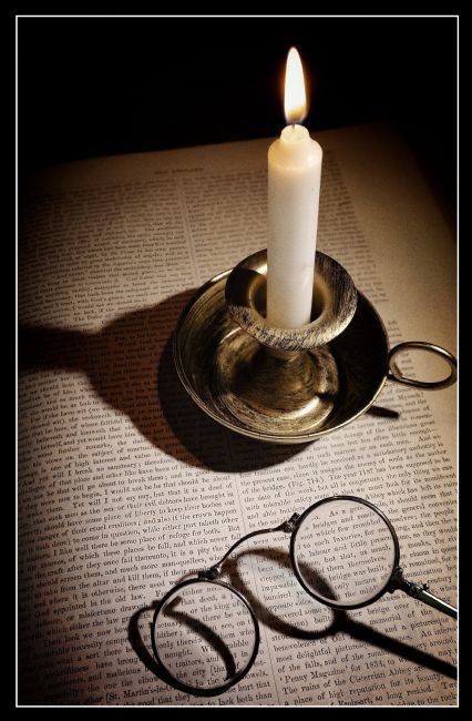 Pauline  Tims | Reading the small Print