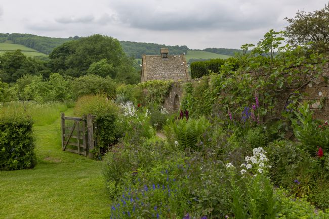 pauline tims | Garden at Snowshill Manor, Snowshill, Gloucestershire. UK