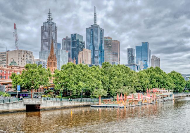 Pauline  Tims | On the Yarra River 