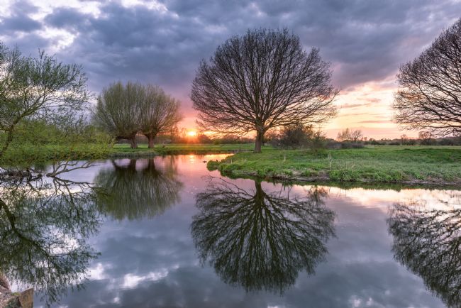 Nick Rowland | Sunset on the River Stour at Dedham