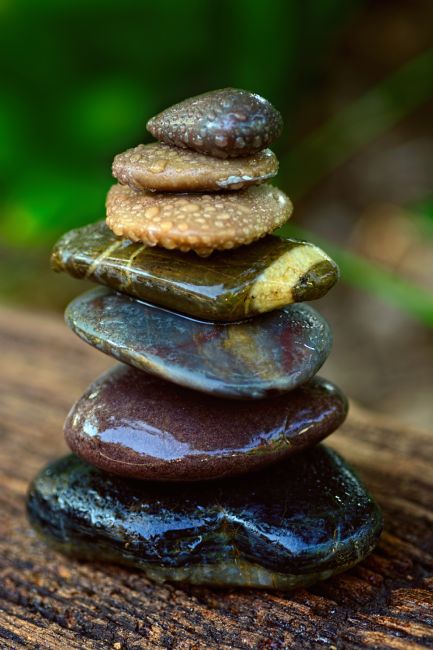 Kaye Menner | Zen Art Balance Wet Rocks