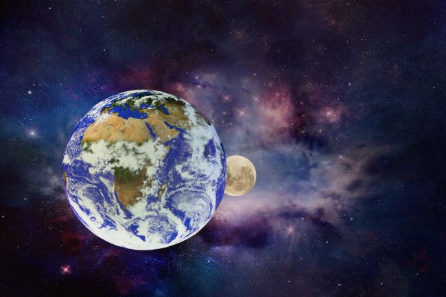 Kaye Menner | Earth Moon And Beyond