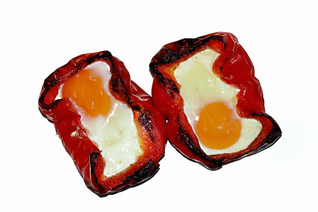 Kaye Menner | Roasted Red Pepper or Capsicum with Eggs