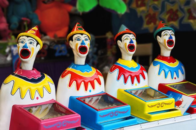 Kaye Menner | Play Me - Carnival Clowns