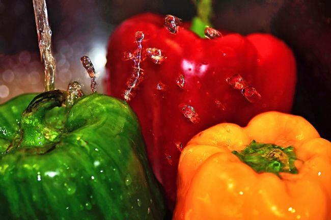 Kaye Menner | Capsicum in the Wash