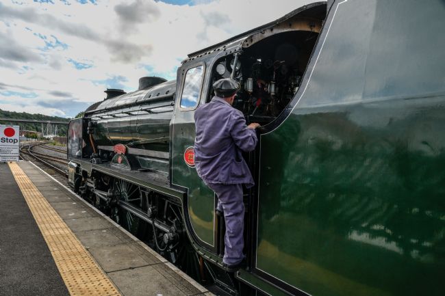 Mike Carroll | Ready to Go