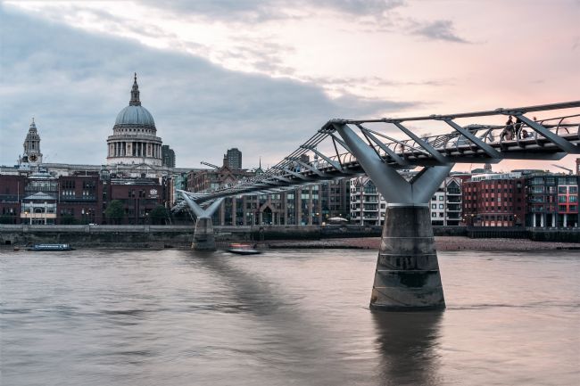 Mike Carroll | St Paul's Cathedral and the Millennium Bridge
