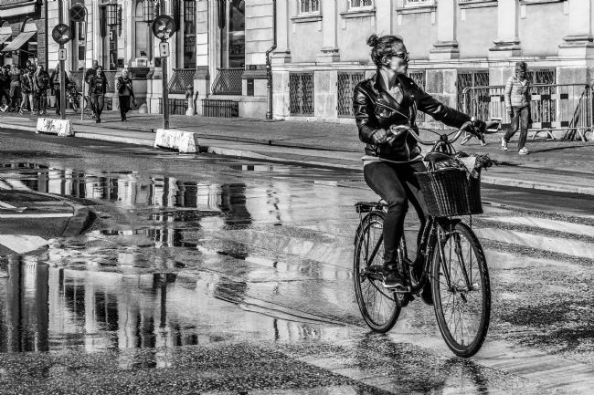 Mike Carroll | Checking the phone - B&W