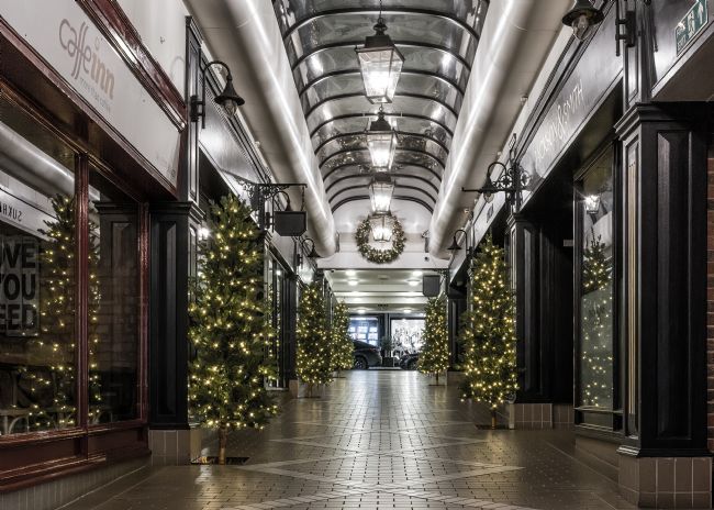 Mike Carroll | Florence Walk at Christmas (2)