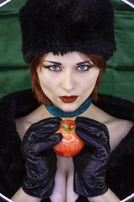 Theodore Crush | Forbidden Fruit