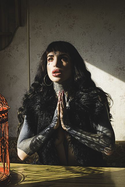 Theodore Crush | I know why the caged bird sings