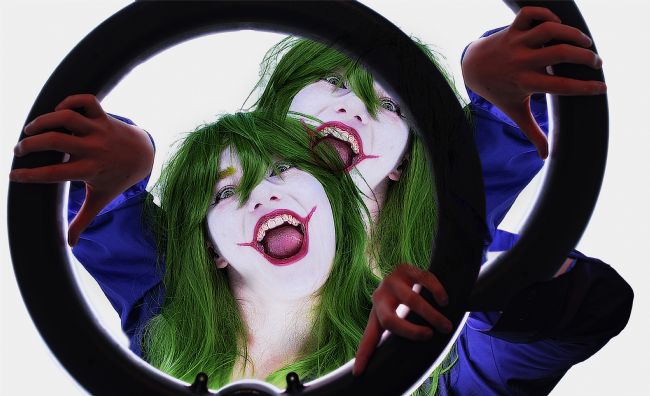 Theodore Crush | Youre completely off your head. But Ill tell you a secret. All the best people are.