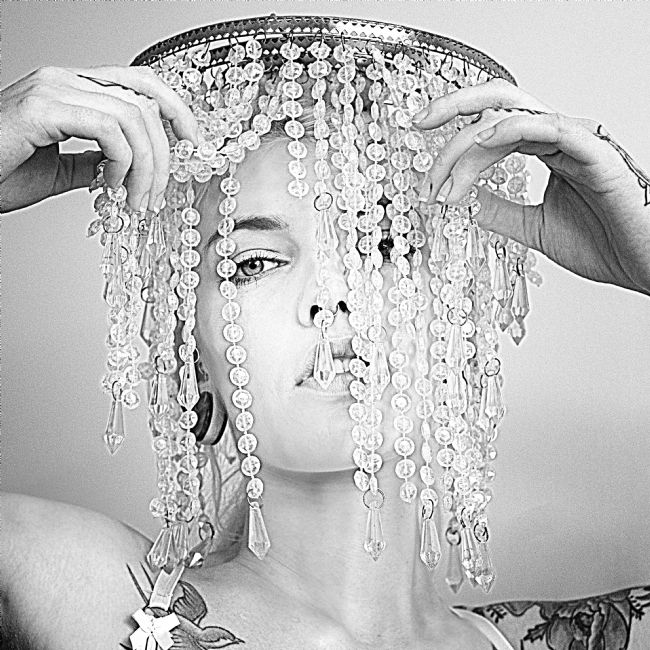 Theodore Crush | Queen