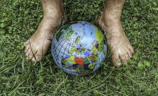 Theodore Crush | World at your feet