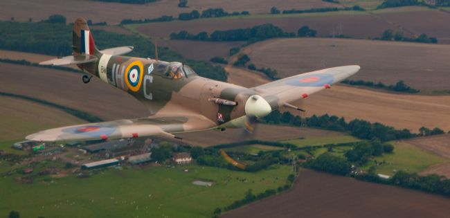 Tom Dolezal | Spitfire air to air