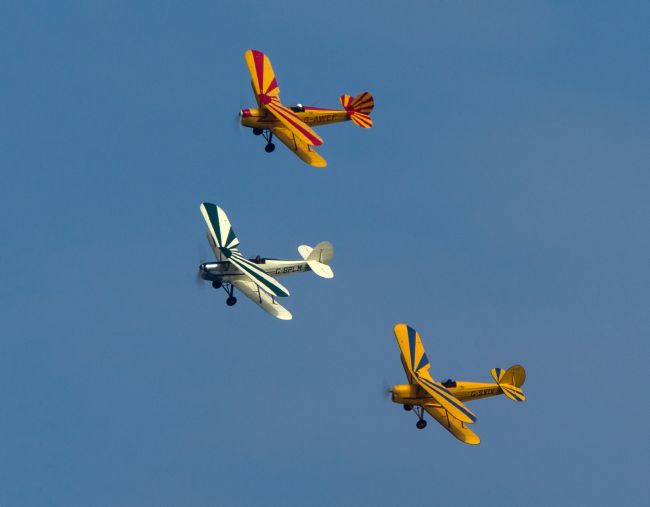 Tom Dolezal | Tiger Moth trio