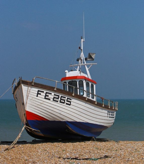 Tom Dolezal | Fishing boat at Dungeness