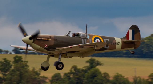 Tom Dolezal | Landing Spit