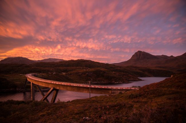 Tom Dolezal | Dawn at Kylesku bridge