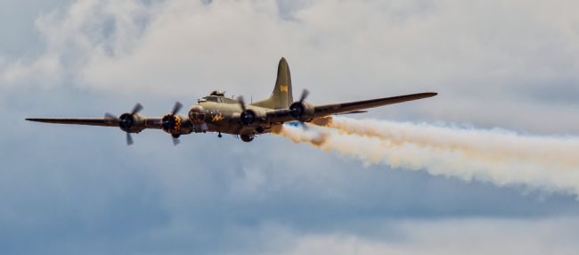 Tom Dolezal | Flying Fortress flypast
