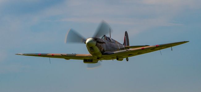 Tom Dolezal | Spitfire prop blur