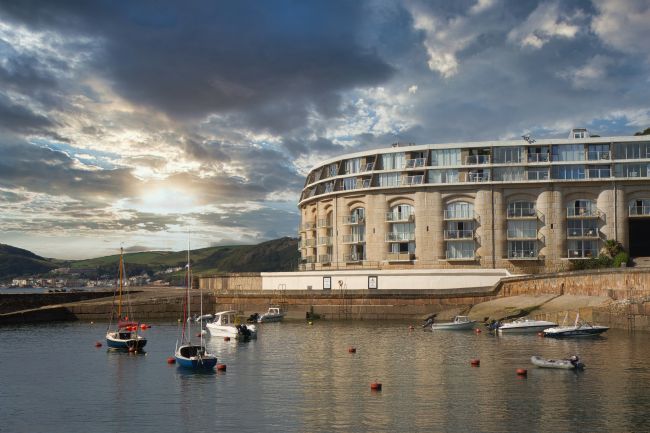 Kris Ohlsson | An Evening at Fort Picklecombe