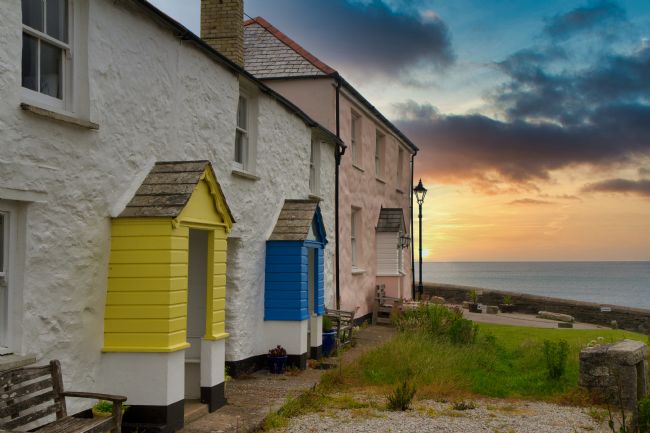 Kris Ohlsson | Charlestown Cottages at Sunset