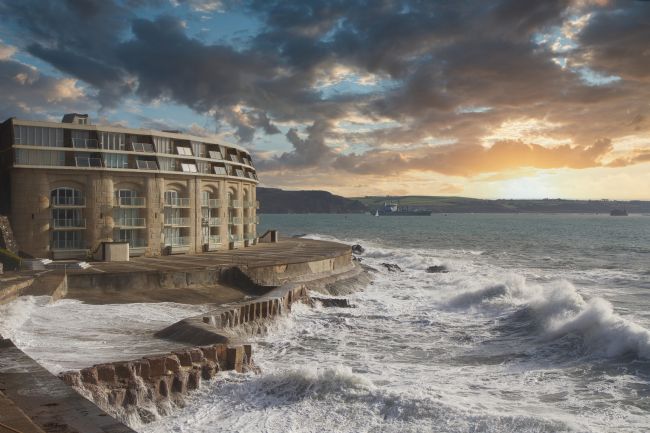 Kris Ohlsson | Stormy Seas at Fort Picklecombe