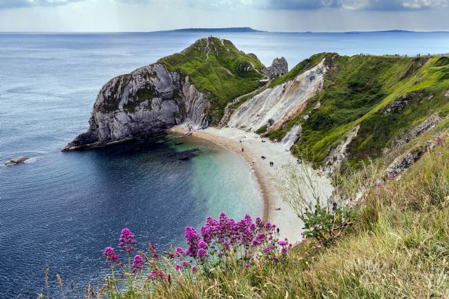 kelvin rumsby | man o war head