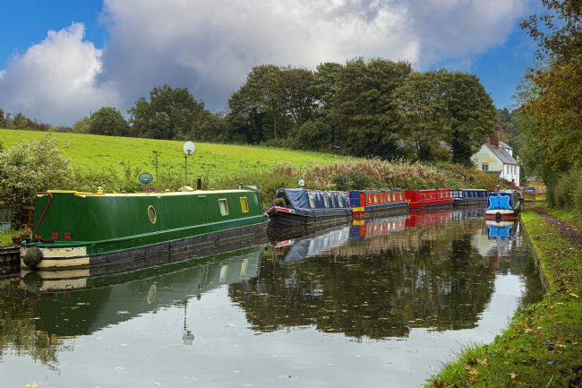 Kelvin Rumsby | canal with boats