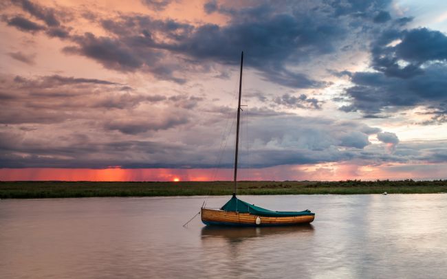 David Powley | Stormy sunset over Blakeney