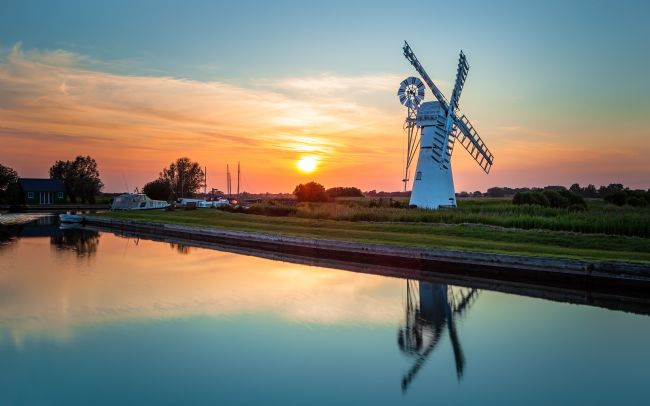 David Powley | Thurne Mill at Sunset