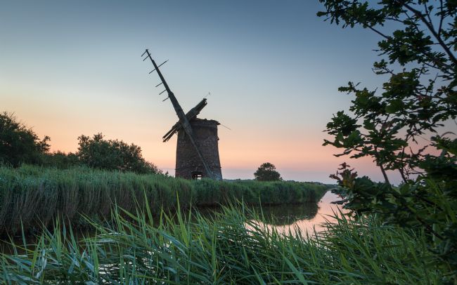 David Powley | Norfolk Broads Sunset at Brogrve Mill
