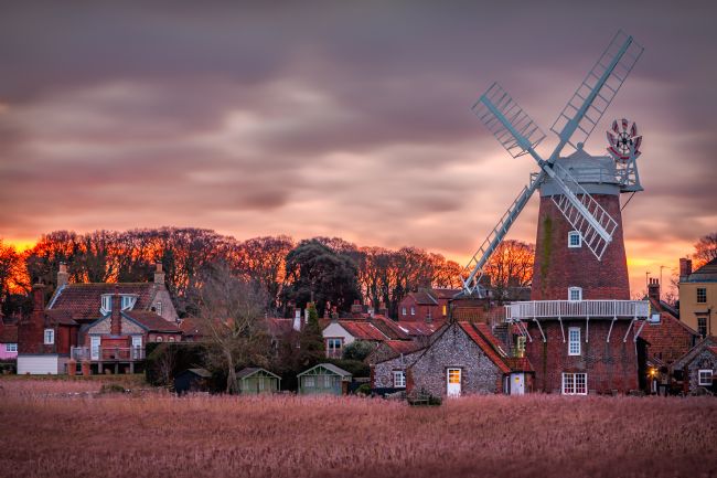 David Powley | Winter sunrise at Cley Mill
