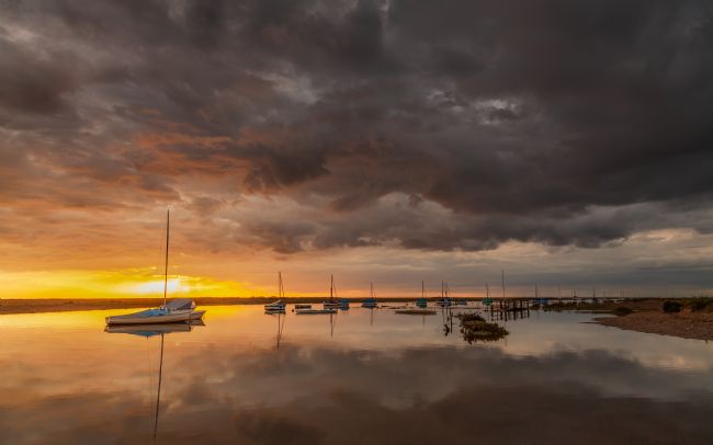 David Powley | Sunset under the clouds at Blakeney