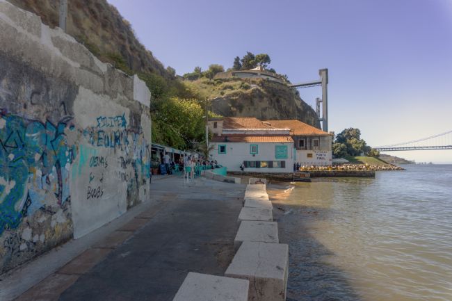 Mary Fletcher |  Atira-te ao Rio Restaurant