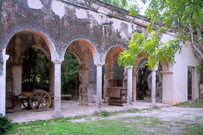 Chris Langley | Shaded handwork colonade, Hacienda Mucuyche ruins, Yucatan, Mexico