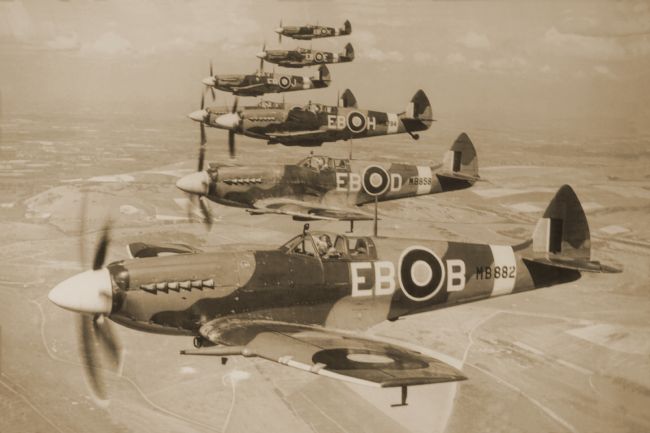 Chris Langley | Spitfire Mk 12 with Griffon Engine 41 Squadron RAF