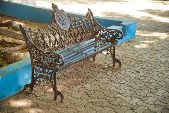 Chris Langley | Metal bench typical of Mexico urban centres