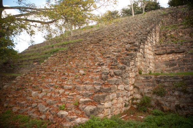 Chris Langley | Izamal, Mexico, Kinich Kak Moo pyramid base