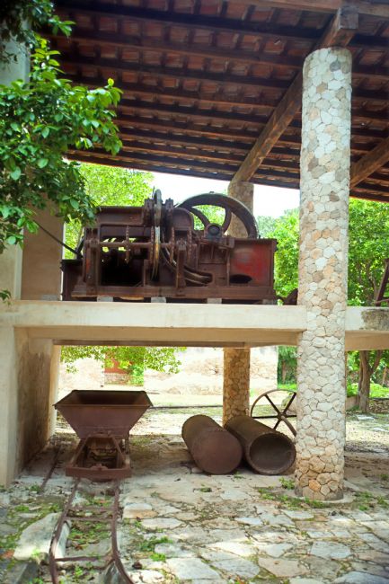 Chris Langley | Hacienda Mucuyche, Merida, Yucatan, Mexico. Sheltered outdoor workspace