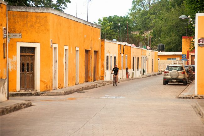Chris Langley | The streets of Izamal, Yucatan, Mexico