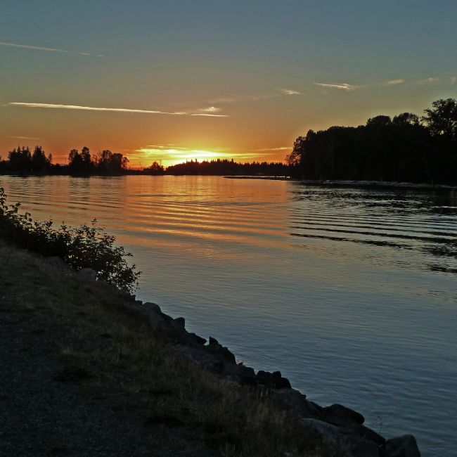 Chris Langley | Dusk on the Fraser River, British Columbia, Canada